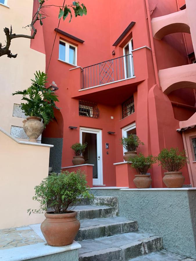Bed and Breakfast Dimora Del Leone Gaeta Exterior foto