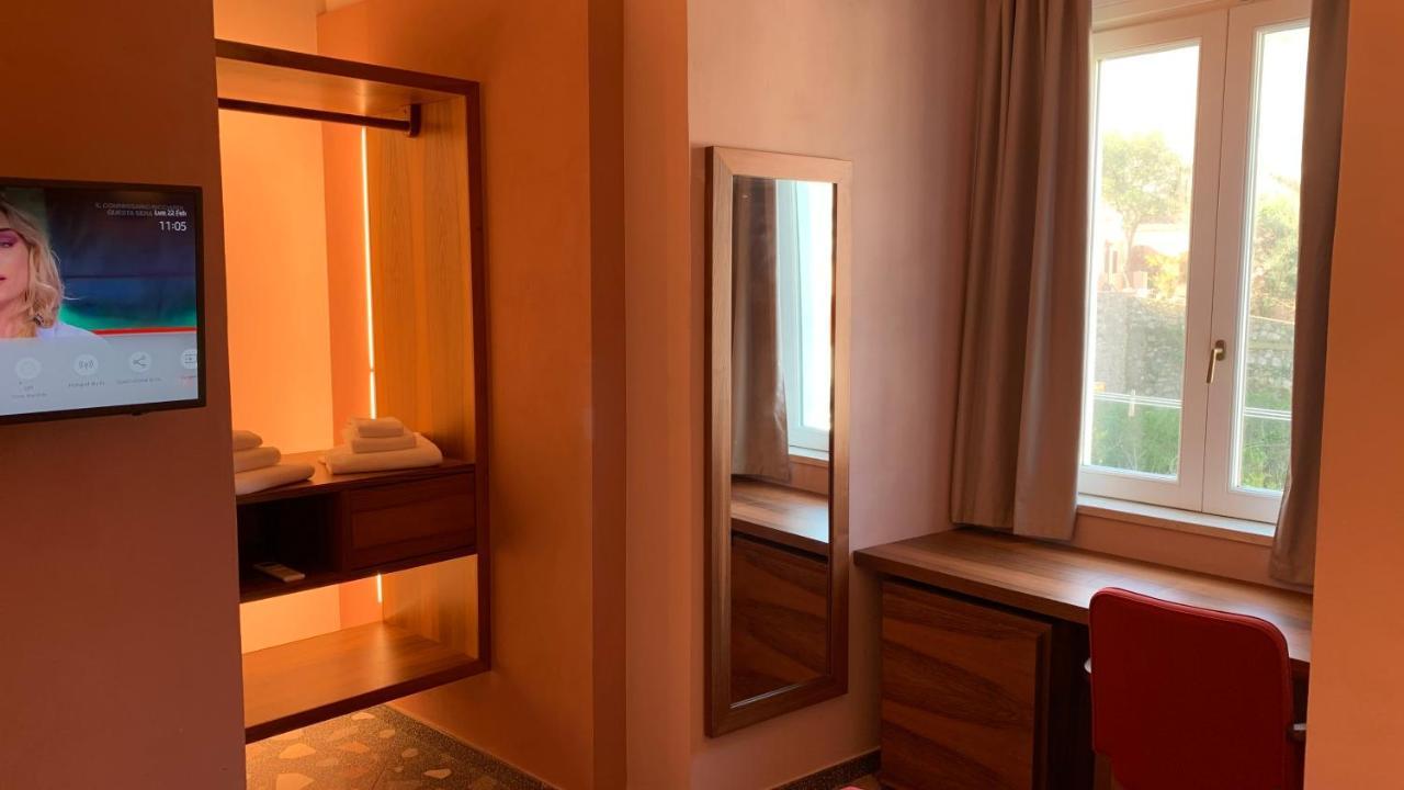 Bed and Breakfast Dimora Del Leone Gaeta Exterior foto