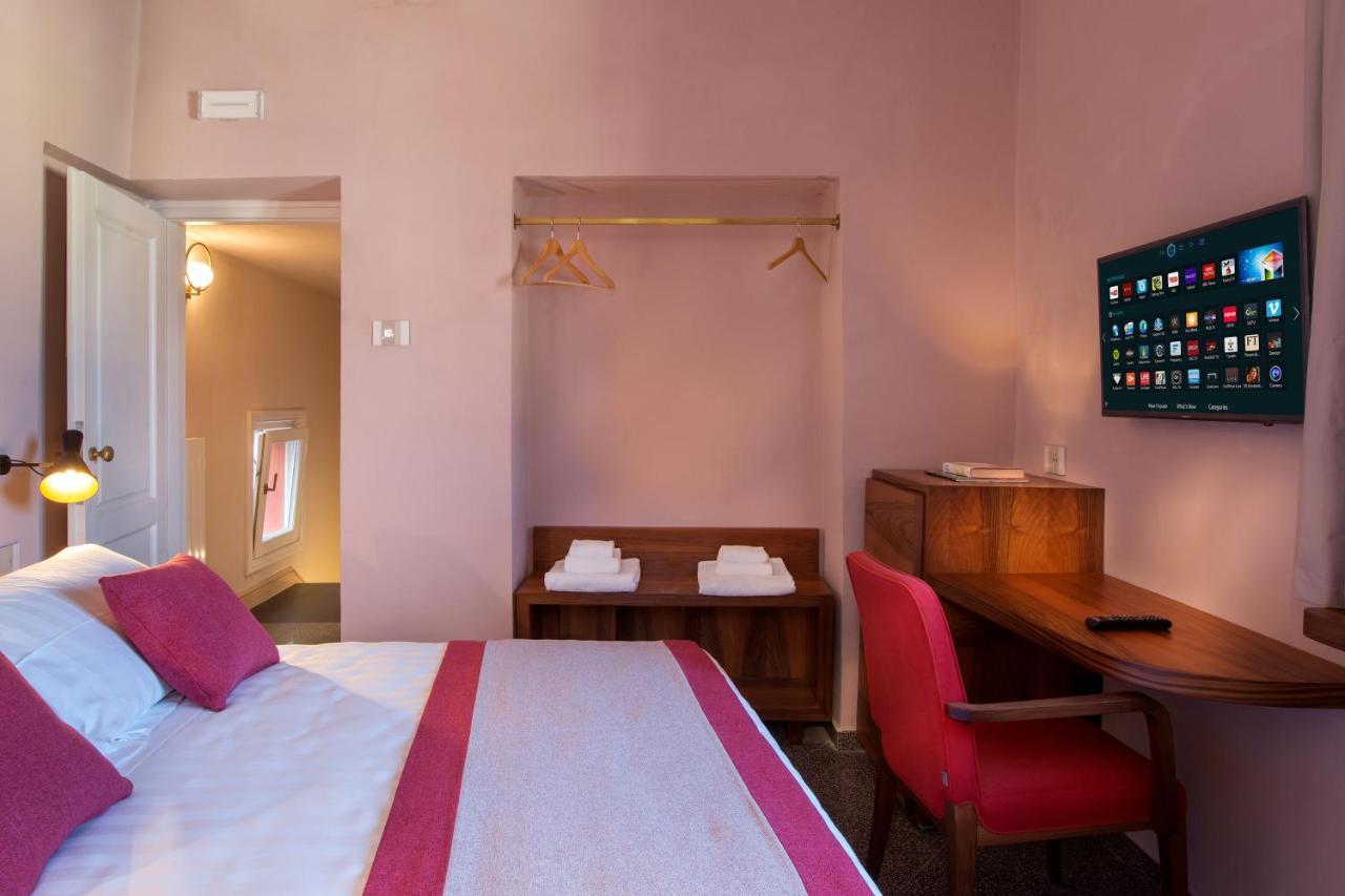 Bed and Breakfast Dimora Del Leone Gaeta Exterior foto