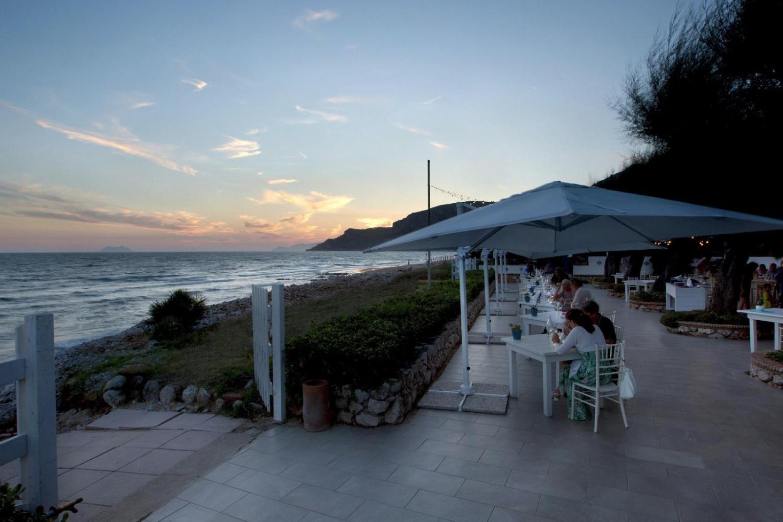 Bed and Breakfast Dimora Del Leone Gaeta Exterior foto